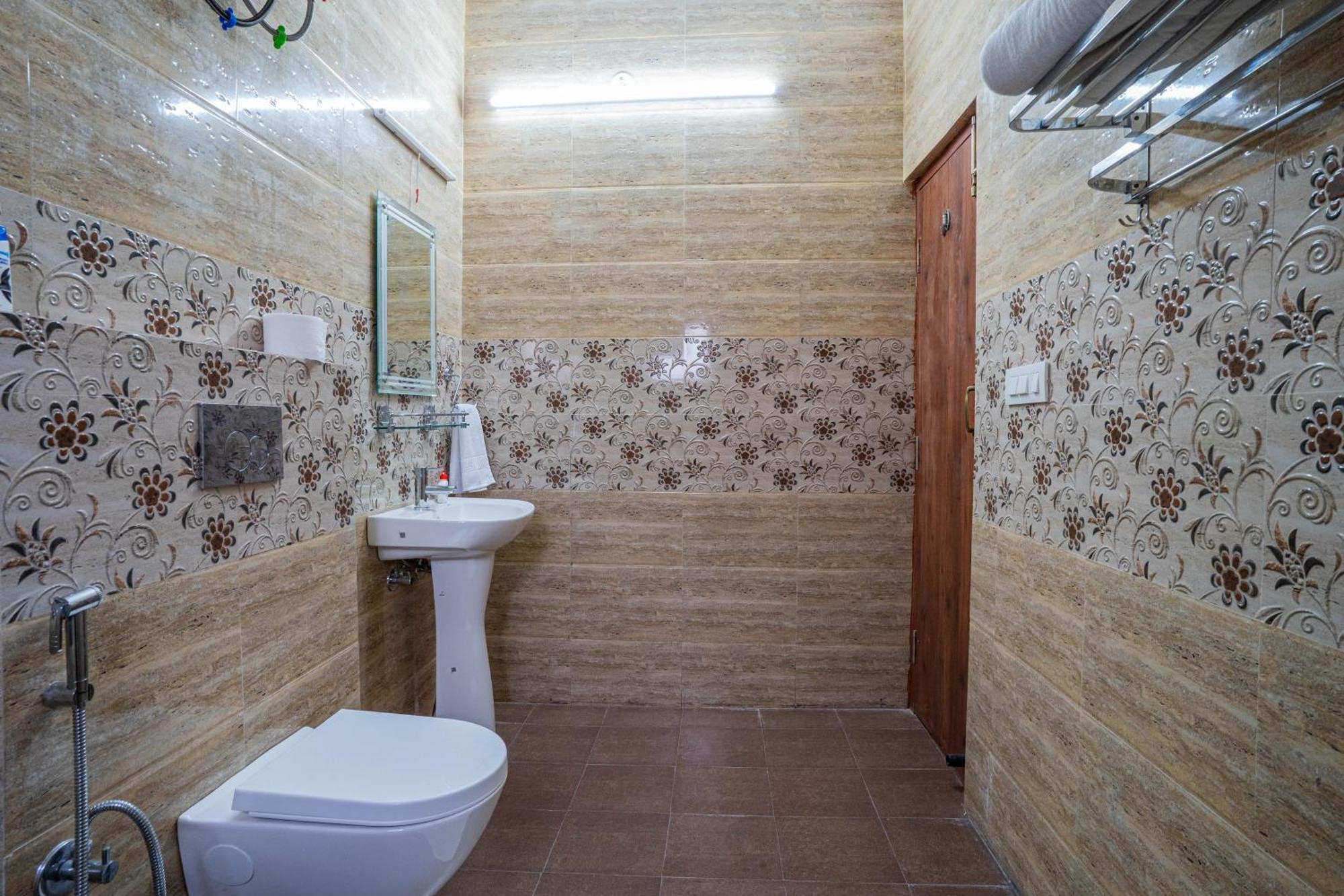 Hostie Sahasrara-3Bhk Chalets, Majkhali, Ranikhet Εξωτερικό φωτογραφία